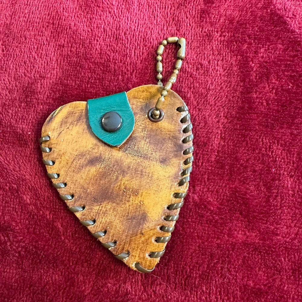 Vintage Heart Leather Guitar Pick Holder Keychain Teal Tan Hand Stitched Snap